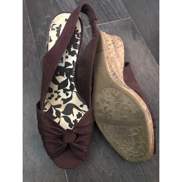 Brown Wedges - Picture 7 of 7